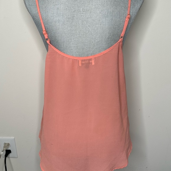 Tank top - Picture 2 of 3